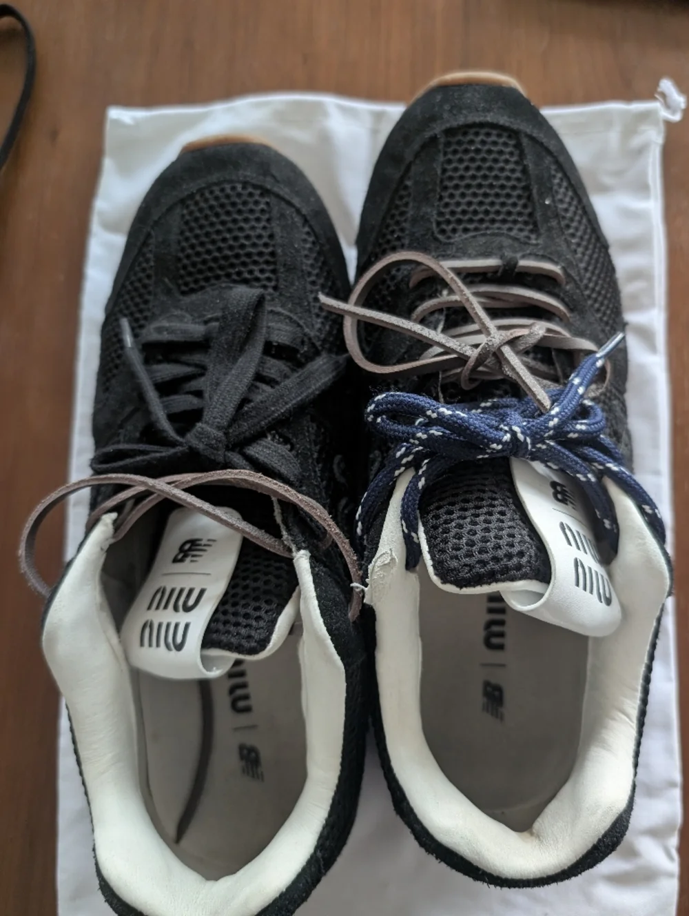 Runners - Picture 2 of 9